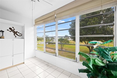 Spacious 2-bedroom, 1-bathroom condo located in a private golf - photo 18