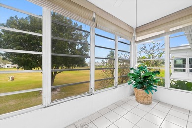 Spacious 2-bedroom, 1-bathroom condo located in a private golf - photo 20