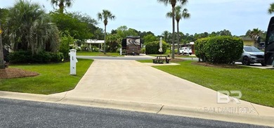 Luxury Class A Motor Coach (15 years or newer and 32' or greater - photo 1