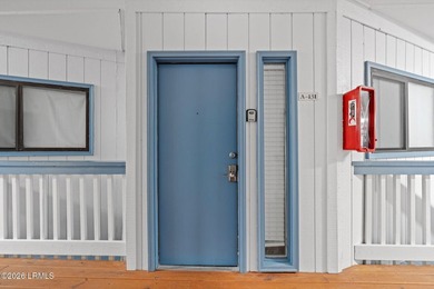 Completely remodeled, this FIRST-FLOOR condo in an OCEANFRONT - photo 1
