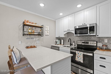 Completely remodeled, this FIRST-FLOOR condo in an OCEANFRONT - photo 7