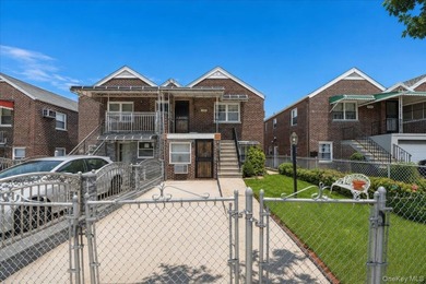 2 family Brick Semi attached Ideally located in Pelham Gardens - photo 1