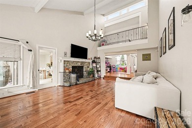THE ULTIMATE RESORT-STYLE ENTERTAINER'S DREAM on Lake Hickory! - photo 10