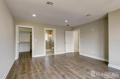 Welcome to this beautiful 5 year new Colonial home featuring a - photo 14