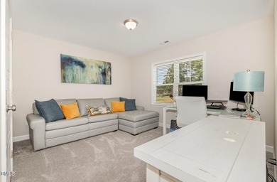 Up to 4,000 in closing cost with acceptable offer. Beautifully - photo 22