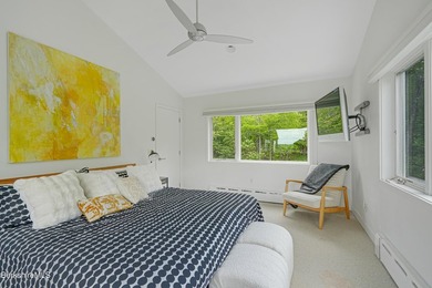 A striking modern retreat where architecture and landscape exist - photo 34