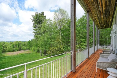 A striking modern retreat where architecture and landscape exist - photo 48