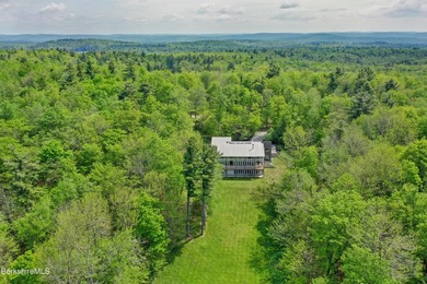 A striking modern retreat where architecture and landscape exist - photo 55
