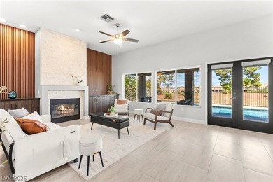 Exquisitely renovated 3-bedroom home with breathtaking golf - photo 3