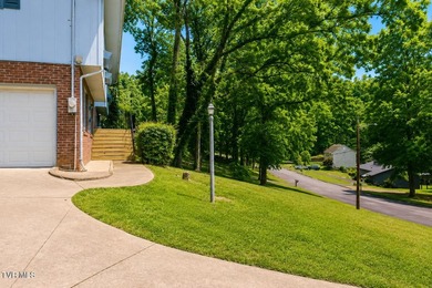 4 Bedrooms | 3 Full Baths | 2,092 Sq. Ft. Updated 4-bedroom - photo 4