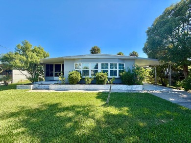 (private lake, pond, creek) Home For Sale in Port Orange Florida