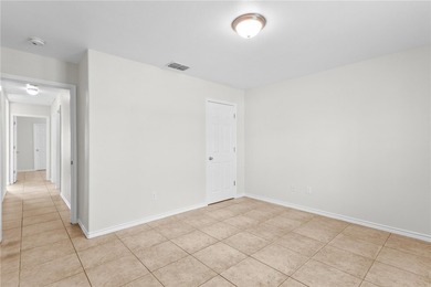 Freshly painted 3-bedroom, 2-bath home featuring an open floor - photo 12