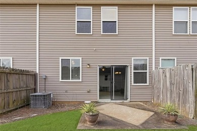 Built in 2005, this 1,551 sq. ft. 2-story townhome features 3 - photo 5