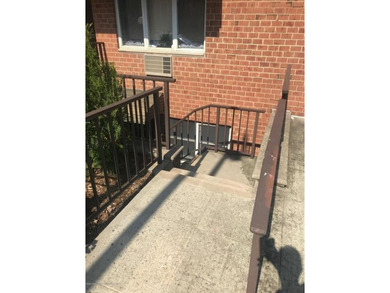 LOCATION, LOCATION, LOCATION! RENOVATED CONDO, LOWER LEVEL, 804 - photo 3
