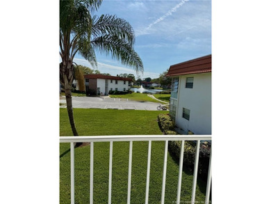 2/2 furnished 2nd floor A Model in a very active 55+ community - photo 15