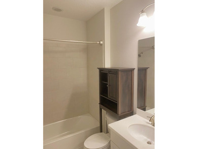 Welcome to this Loren Cove Townhome in the very Popular and - photo 15