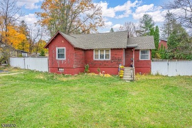 Upper Highland Lake Home Sale Pending in Vernon Twp. New Jersey