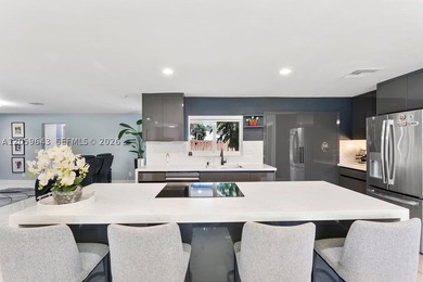 Completely renovated and move-in ready! This stunning 3-bedroom - photo 11