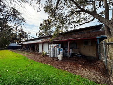 Commercial warehouse. Zoned C3. 5,512 sq ft of heated space - photo 11
