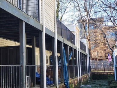 Beautiful one of a kind 4 bedroom 3 bath unit at 99 Wyatt - photo 2