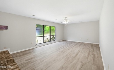 Recently renovated 3BR/2BA home in the Mink Point neighborhood! - photo 3