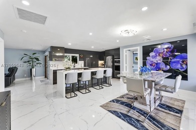 Completely renovated and move-in ready! This stunning 3-bedroom - photo 13