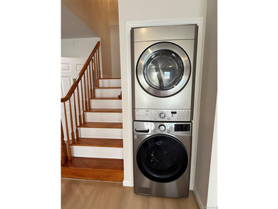Welcome to this stunning newly renovated penthouse residence in - photo 17