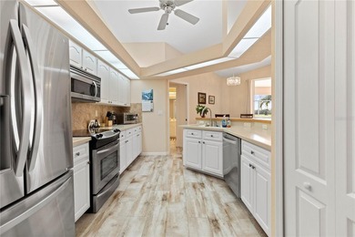MOVE-IN READY, FURNISHED PGI HOME W/STUNNING GOLF COURSE VIEWS & - photo 26