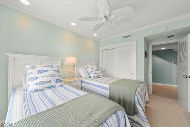 Perched at the northernmost point of Captiva Island, Lands End - photo 32
