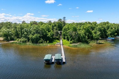 Experience authentic *up north* with this furnished 3-bedroom - photo 5