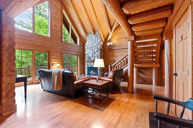 Experience authentic *up north* with this furnished 3-bedroom - photo 7