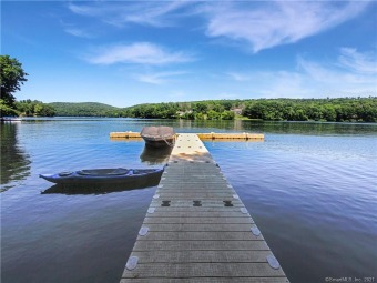 Lake Lillinonah Condo Sale Pending in Brookfield Connecticut
