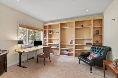 This beautifully maintained soft contemporary home offers luxury - photo 15