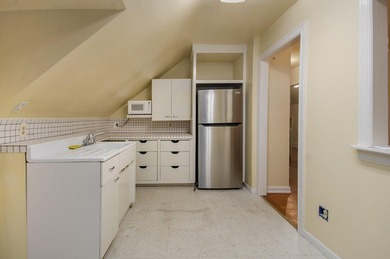 Open Sunday, July 12th, 3 p.m. to 5 p.m.This 3-unit home in West - photo 26