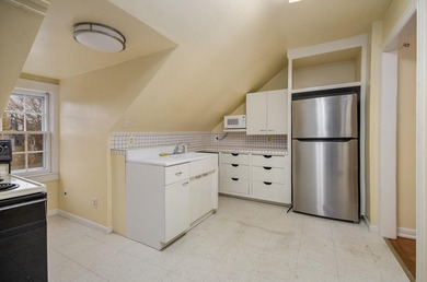 Open Sunday, July 12th, 3 p.m. to 5 p.m.This 3-unit home in West - photo 27