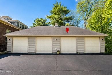 Beautifully maintained condominium in Plunkett Hill offering - photo 30