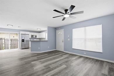 Fresh, inviting, and move-in ready, this thoughtfully updated - photo 4