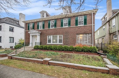 Open Sunday, July 12th, 3 p.m. to 5 p.m.This 3-unit home in West - photo 36