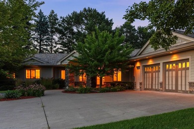 This beautifully maintained soft contemporary home offers luxury - photo 49