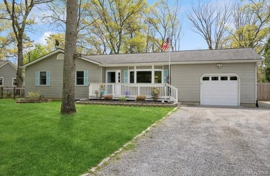 Welcome to Calverton living at its finest! Nestled in the - photo 1