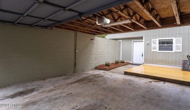 Charming Mossy Oaks home ready for new owners! If you want an - photo 6