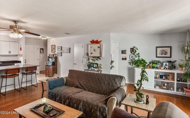 Charming Mossy Oaks home ready for new owners! If you want an - photo 10