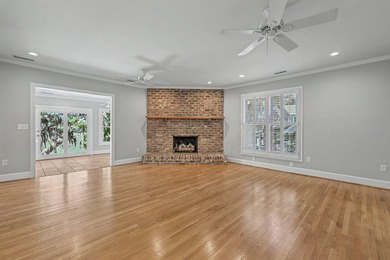 Absolutely gorgeous Lowcountry style home located in beautiful - photo 12