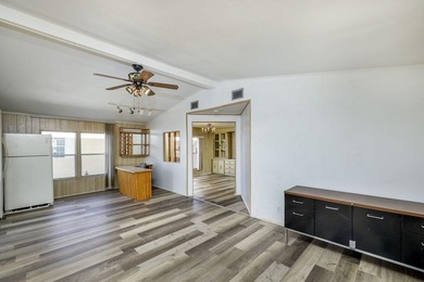 Are you looking for a low maintenance lifestyle, near the - photo 13