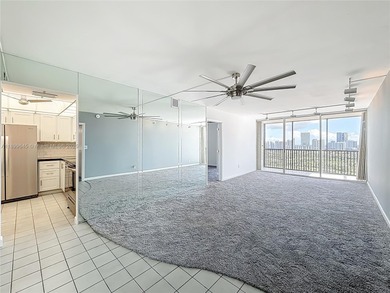 Enjoy unobstructed panoramic views of the Turnberry golf course