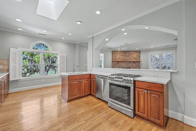 Absolutely gorgeous Lowcountry style home located in beautiful - photo 19