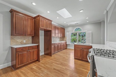 Absolutely gorgeous Lowcountry style home located in beautiful - photo 20