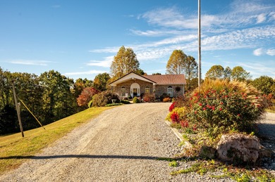 (private lake, pond, creek) Home For Sale in Burkesville Kentucky