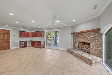 Absolutely gorgeous Lowcountry style home located in beautiful - photo 38