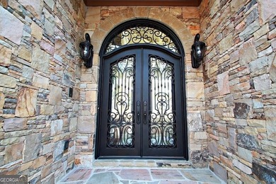 Welcome to 2267 Echo Trail NE, an extraordinary lakefront estate - photo 2